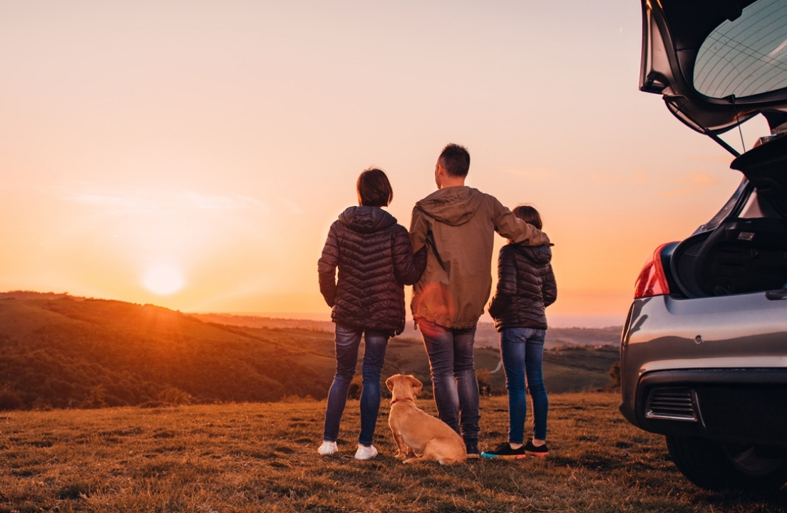 Family in Car Heritage Auto Loans