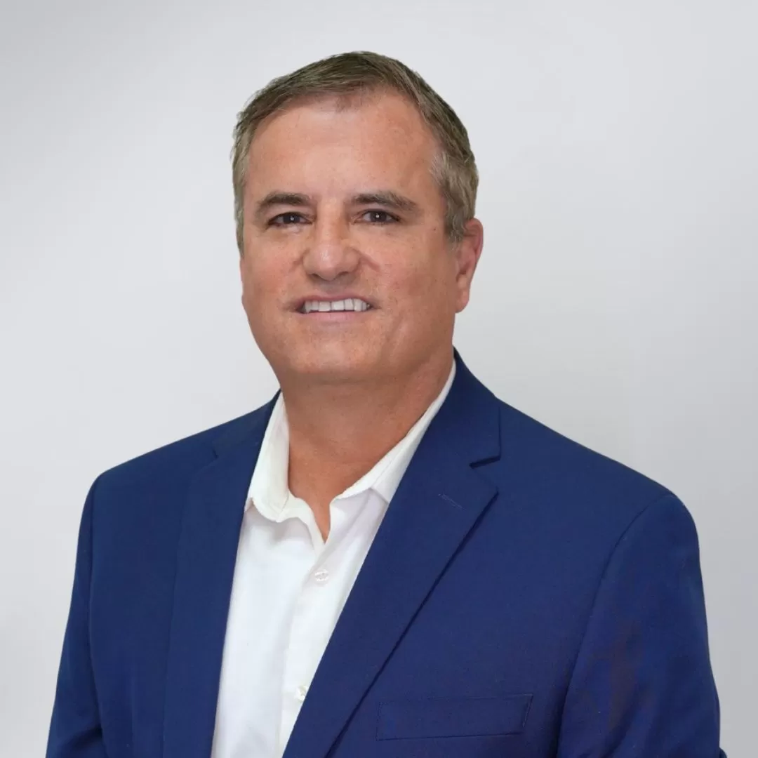 Kurt Decker Headshot Picture